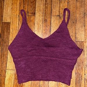 Women’s Crop Top Size Small